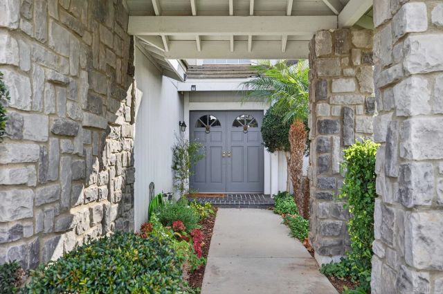 800 Calle Higuera, Camarillo, CA 93010