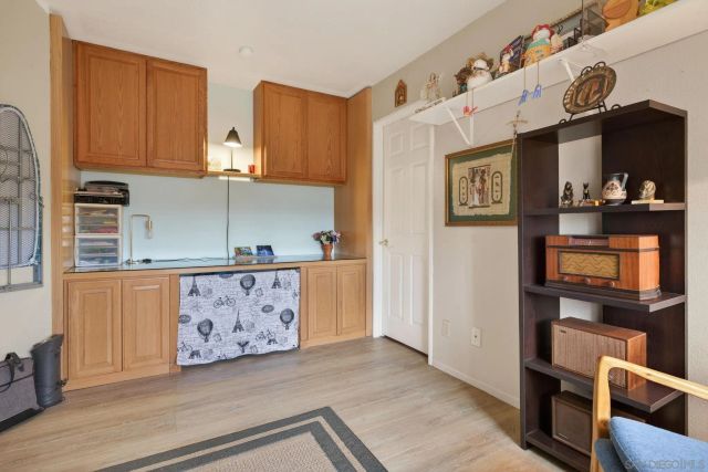 800 Calle Higuera, Camarillo, CA 93010