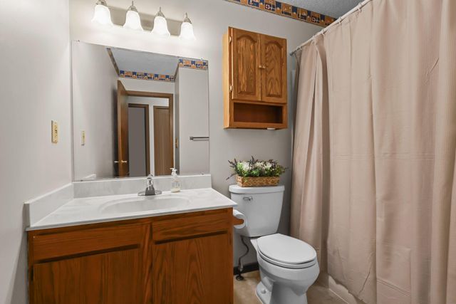 6523 84th Court N, Brooklyn Park, MN 55445