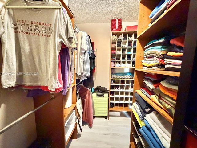 2203 NE 7th Street 14, Hallandale Beach, FL 33009