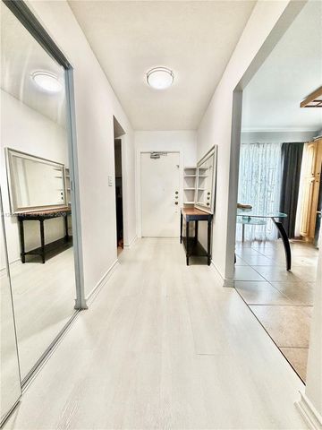 2203 NE 7th Street 14, Hallandale Beach, FL 33009