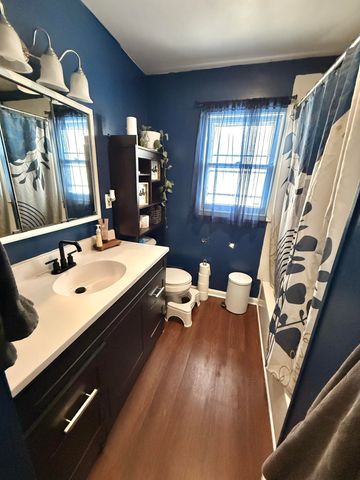 1212 Devonshire Street, Hobart, IN 46342