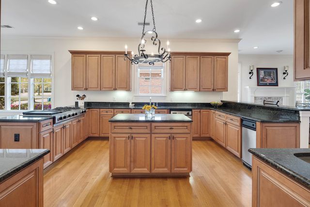 3134 KENNEY DR, Germantown, TN 38139