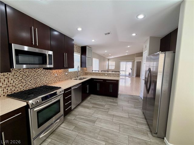 276 Heatherstone Street, Henderson, NV 89052