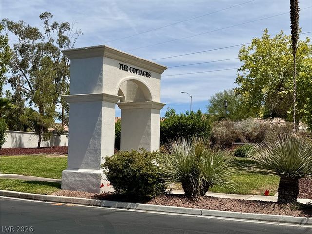 276 Heatherstone Street, Henderson, NV 89052