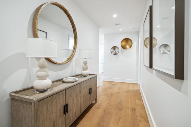 5656 San Felipe Street 506, Houston, TX 77056