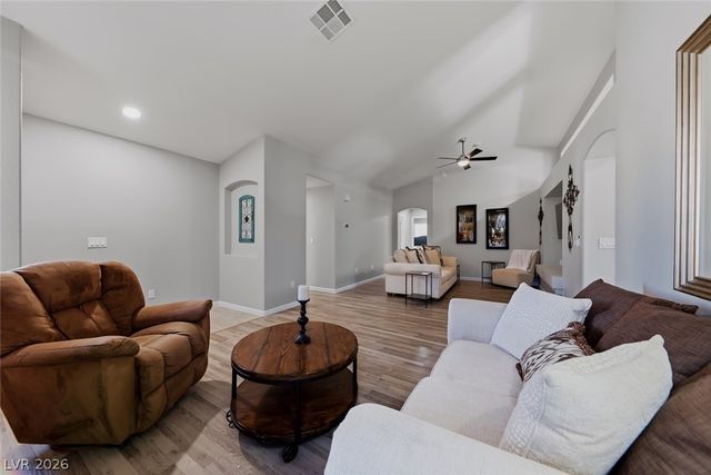 833 Glitter Glen Court, Las Vegas, NV 89123