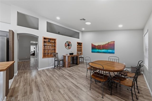 833 Glitter Glen Court, Las Vegas, NV 89123