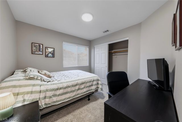 833 Glitter Glen Court, Las Vegas, NV 89123