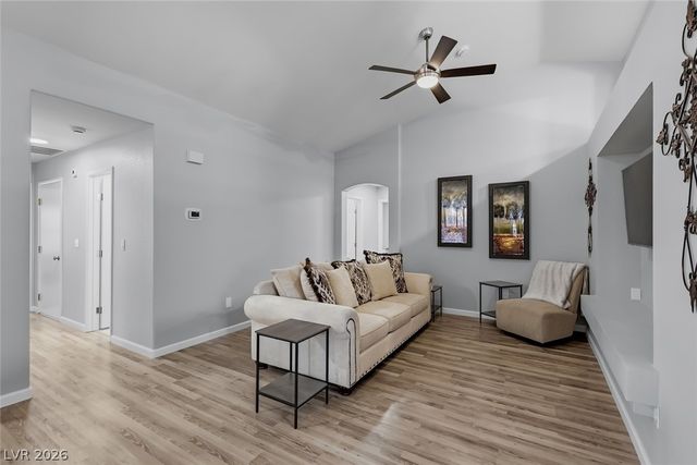 833 Glitter Glen Court, Las Vegas, NV 89123