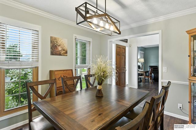 17239 Orchard Avenue, Omaha, NE 68135