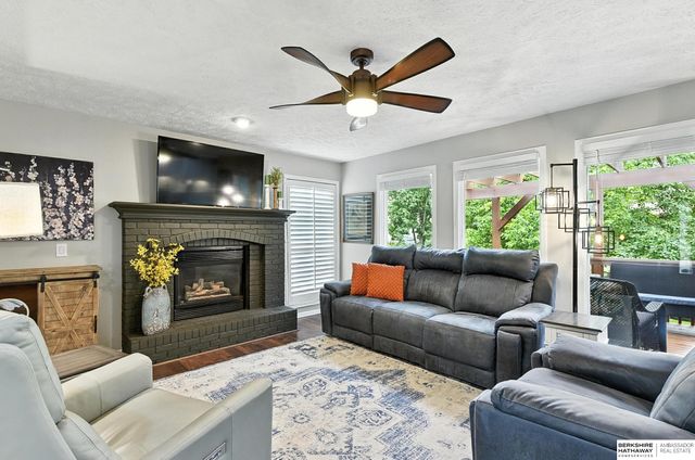 17239 Orchard Avenue, Omaha, NE 68135