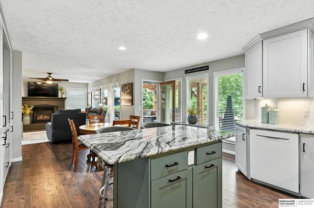 17239 Orchard Avenue, Omaha, NE 68135