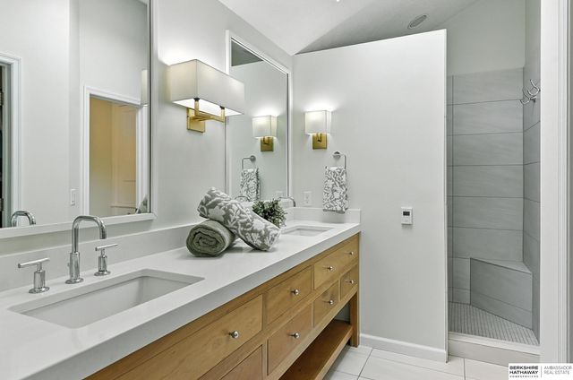 17239 Orchard Avenue, Omaha, NE 68135