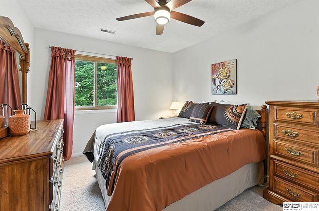 17239 Orchard Avenue, Omaha, NE 68135