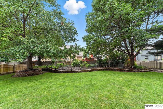 17239 Orchard Avenue, Omaha, NE 68135