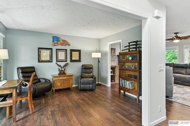 17239 Orchard Avenue, Omaha, NE 68135