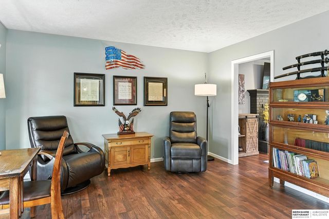 17239 Orchard Avenue, Omaha, NE 68135