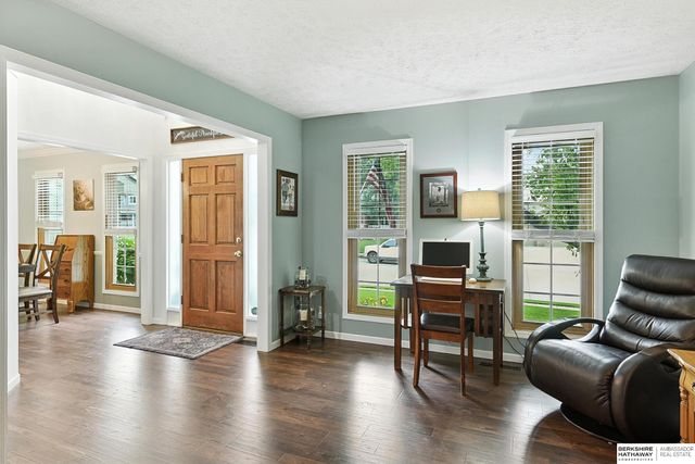 17239 Orchard Avenue, Omaha, NE 68135