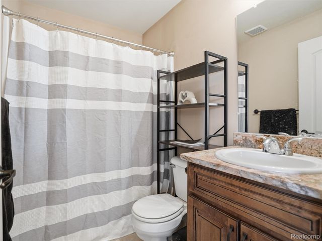 53731 Champlain Street, Macomb Township, MI 48042