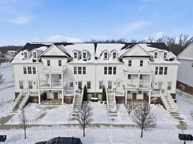 53731 Champlain Street, Macomb Township, MI 48042