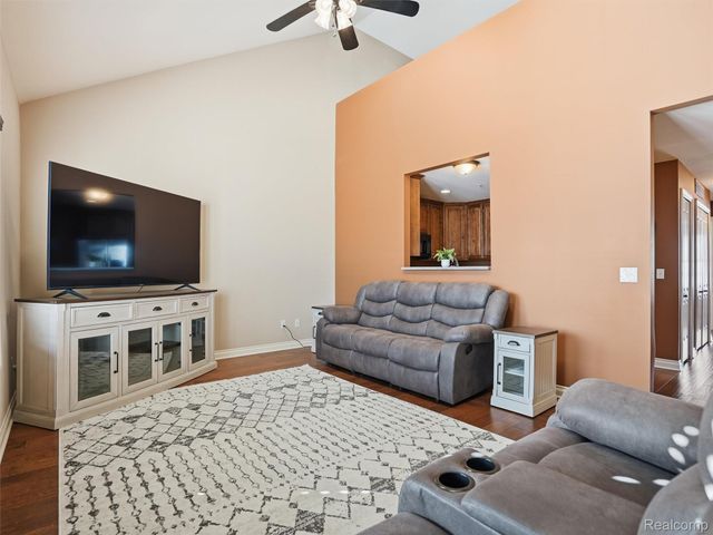 53731 Champlain Street, Macomb Township, MI 48042