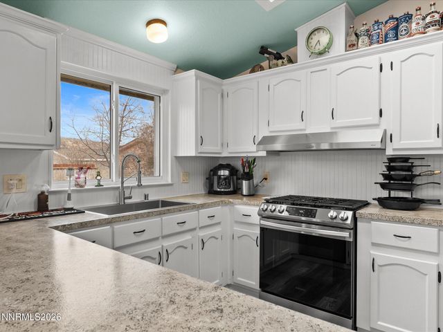 322 Ave De La Bleu De Clair, Sparks, NV 89434