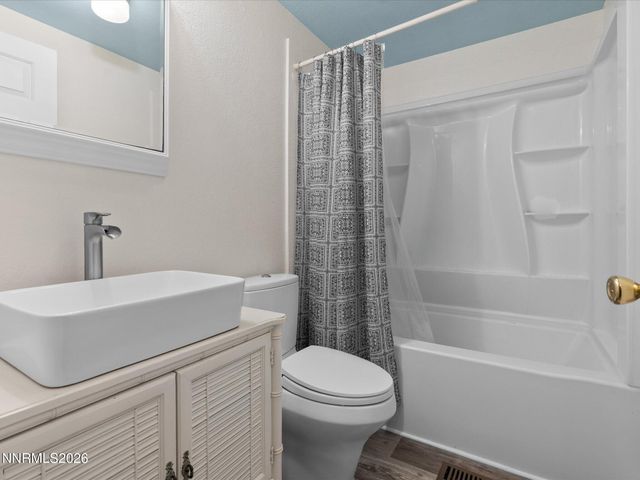 322 Ave De La Bleu De Clair, Sparks, NV 89434