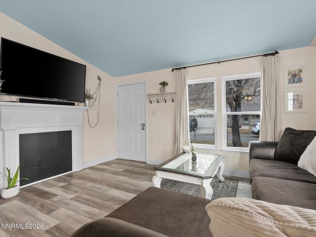 322 Ave De La Bleu De Clair, Sparks, NV 89434