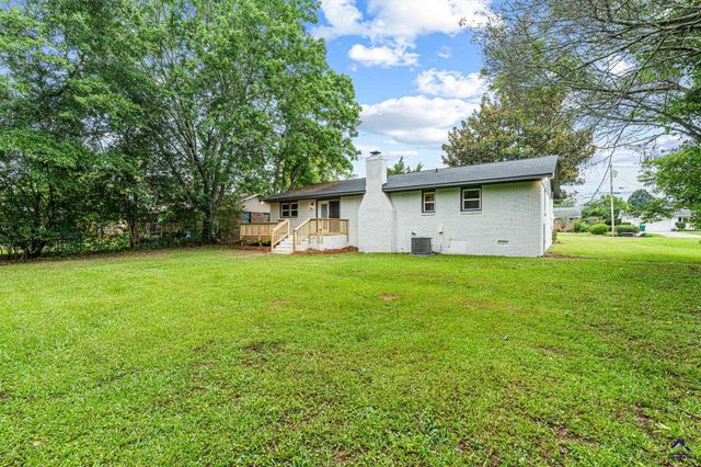 106 Williams Dr, Bonaire, GA 31005