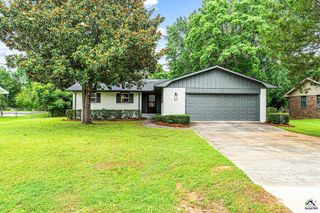 106 Williams Dr, Bonaire, GA 31005