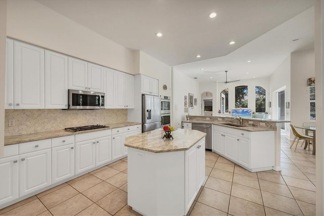 7933 WYNDHAM COURT, University Park, FL 34201