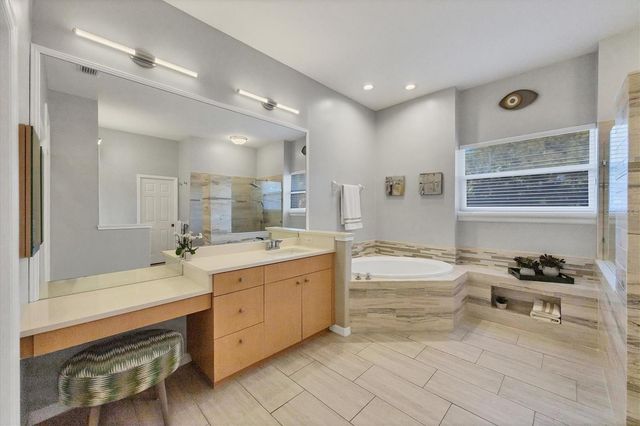 7933 WYNDHAM COURT, University Park, FL 34201