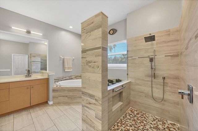 7933 WYNDHAM COURT, University Park, FL 34201