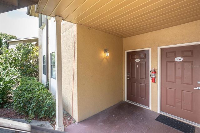 10103 SAILWINDS BOULEVARD N 105, Largo, FL 33773
