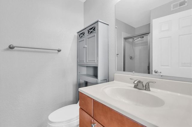10103 SAILWINDS BOULEVARD N 105, Largo, FL 33773