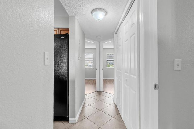 10103 SAILWINDS BOULEVARD N 105, Largo, FL 33773