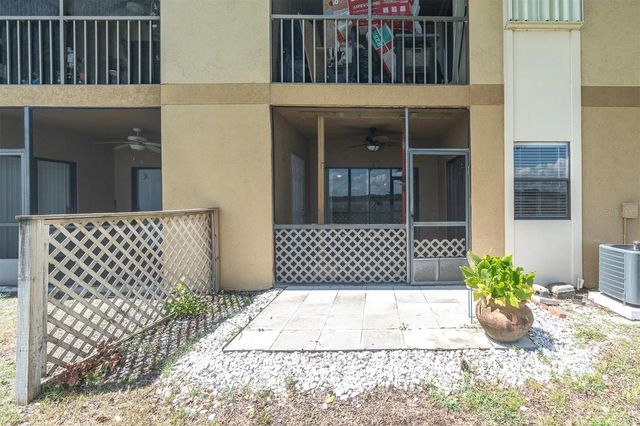 10103 SAILWINDS BOULEVARD N 105, Largo, FL 33773