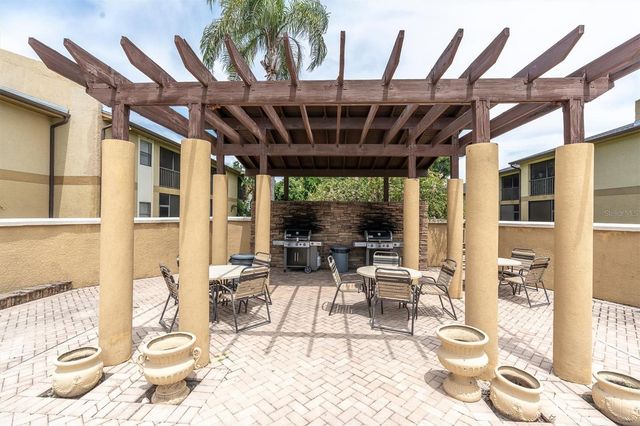 10103 SAILWINDS BOULEVARD N 105, Largo, FL 33773
