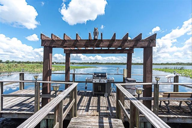 10103 SAILWINDS BOULEVARD N 105, Largo, FL 33773