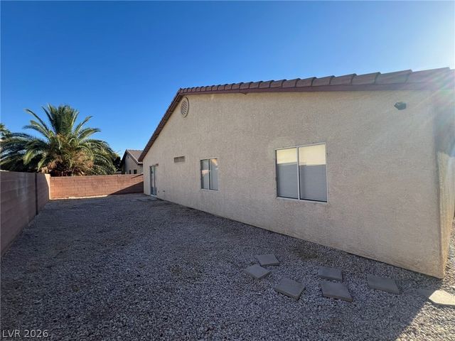 2708 Ganzo Street, Las Vegas, NV 89108