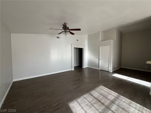 2708 Ganzo Street, Las Vegas, NV 89108