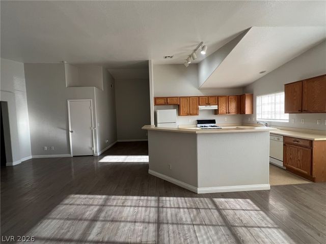 2708 Ganzo Street, Las Vegas, NV 89108
