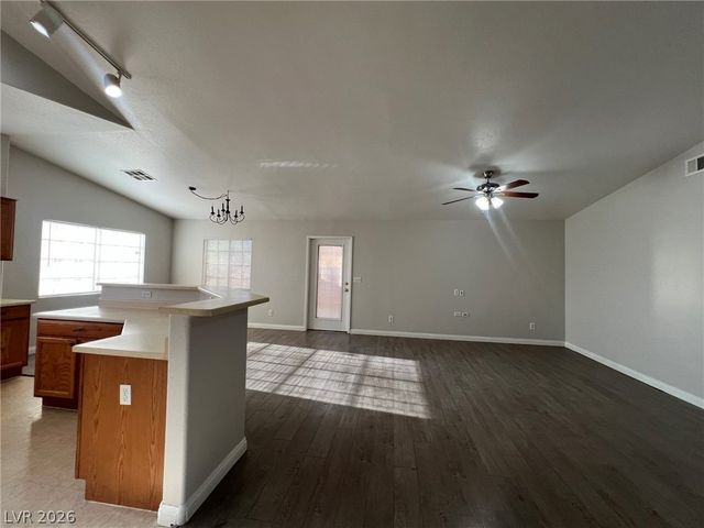 2708 Ganzo Street, Las Vegas, NV 89108
