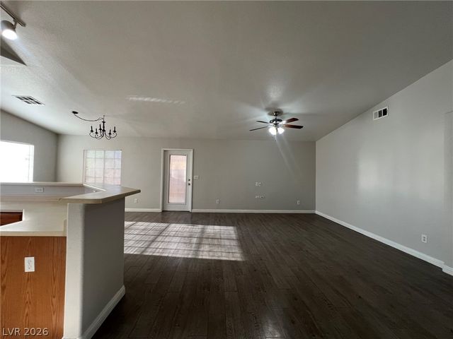 2708 Ganzo Street, Las Vegas, NV 89108