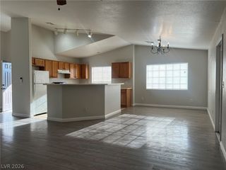 2708 Ganzo Street, Las Vegas, NV 89108