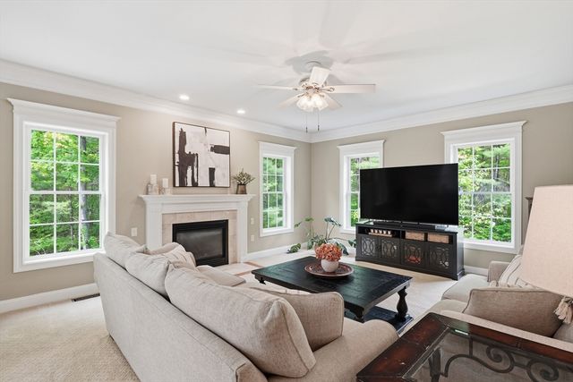 115 Webster Woods Ln, North Andover, MA 01845