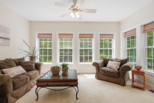 115 Webster Woods Ln, North Andover, MA 01845