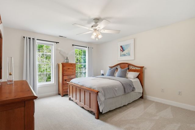 115 Webster Woods Ln, North Andover, MA 01845
