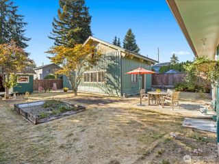 8745 Evanston Avenue N, Seattle, WA 98103